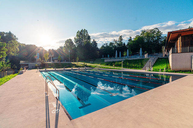 Schwimmerbecken